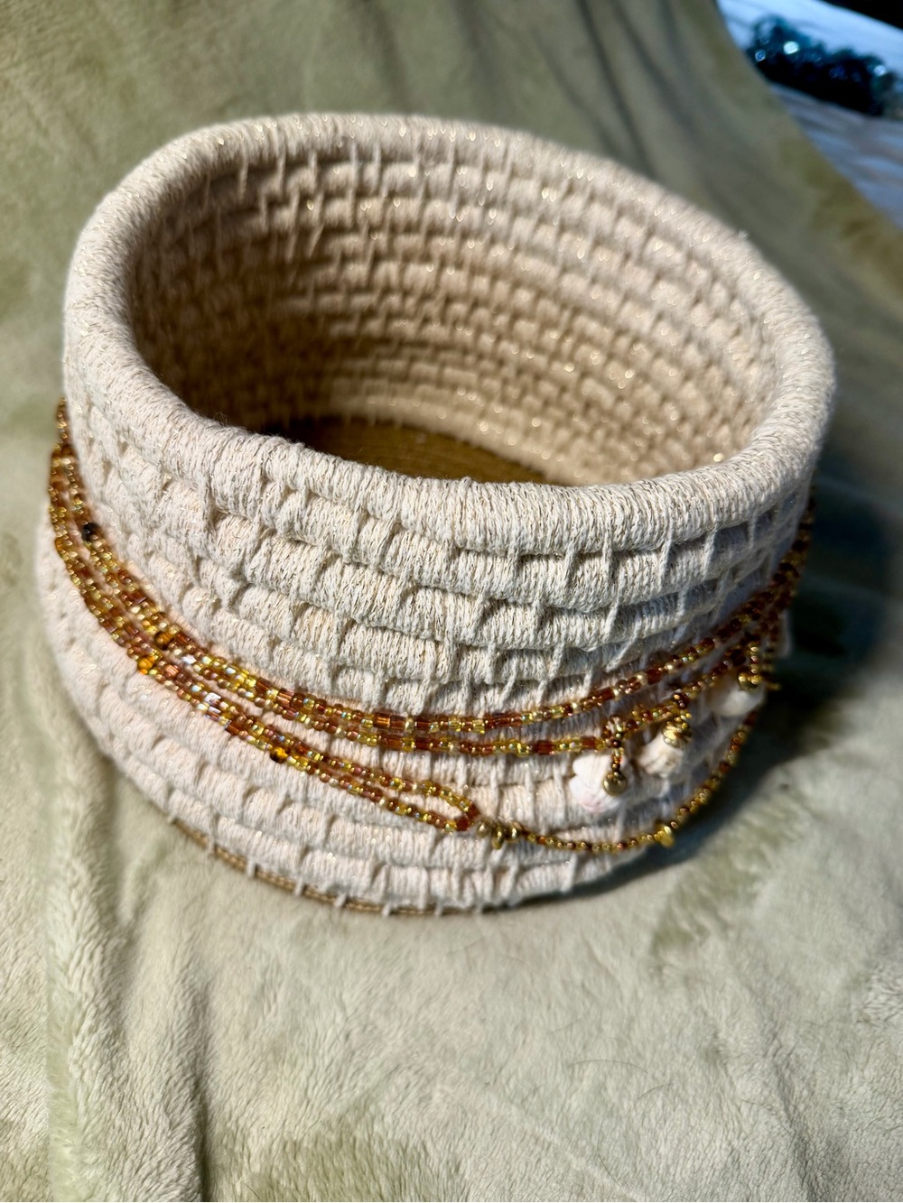 Handmade Art Coiled Basket  with Lid and embellishments of beading and shells - Picture 10 of 15